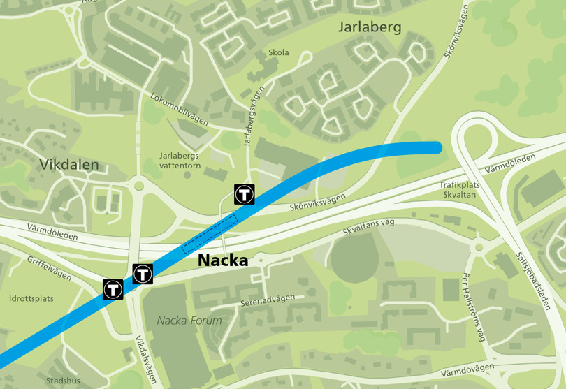 Karta som visar station Nacka och entréer vid Nacka Forum och i Jarlaberg.
